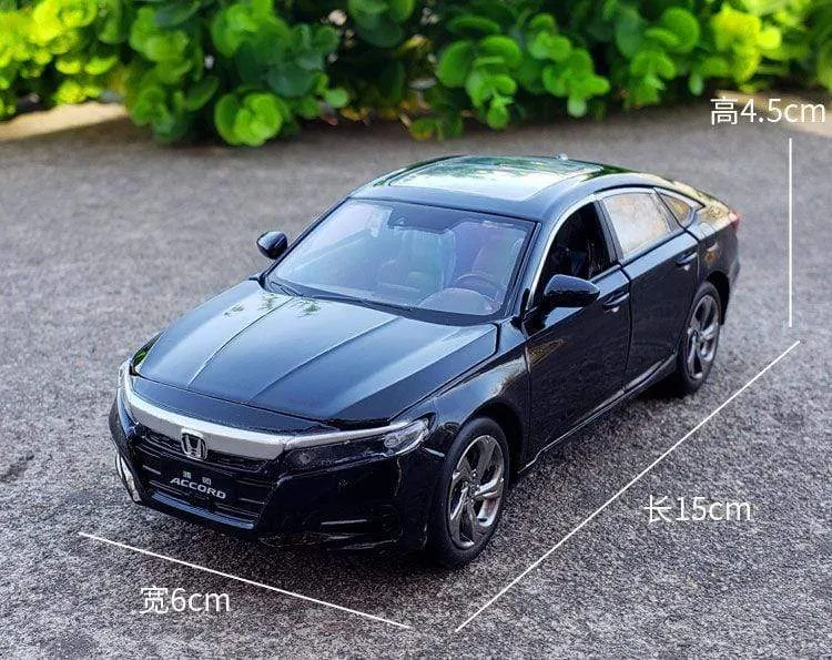 1:32 Honda Accord Model Die-casting Model Sound And Light Car Children's Toy Collectible Boy Birthday Gift E147