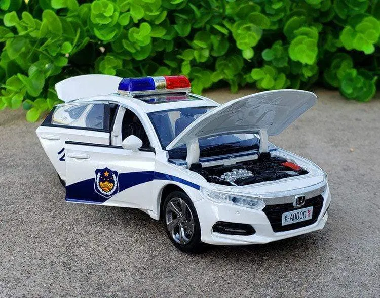 1:32 Honda Accord Model Die-casting Model Sound And Light Car Children's Toy Collectible Boy Birthday Gift E147