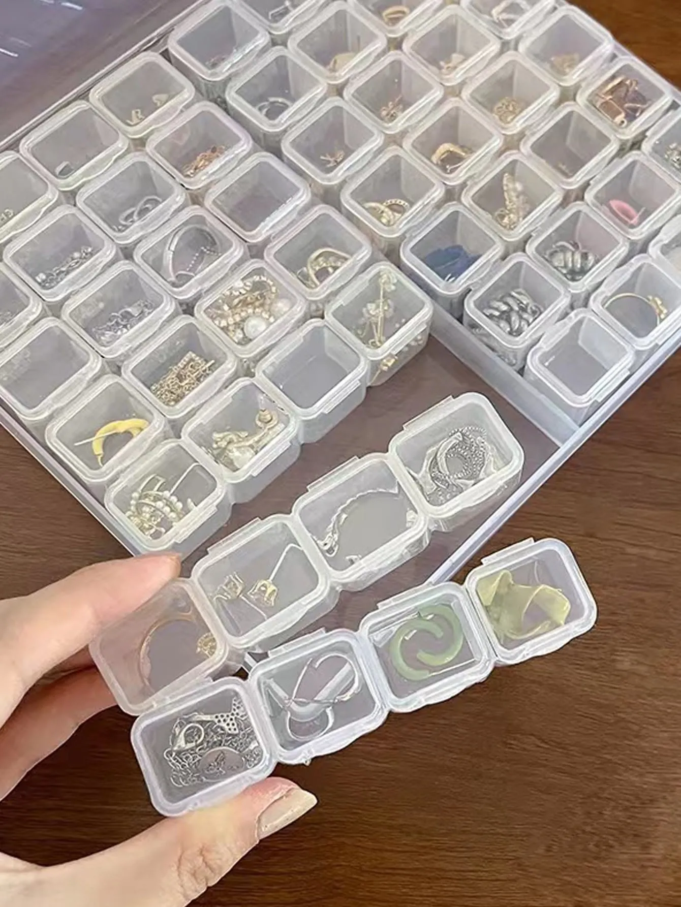 1pc Multi-grid Clear Jewelry Storage Box