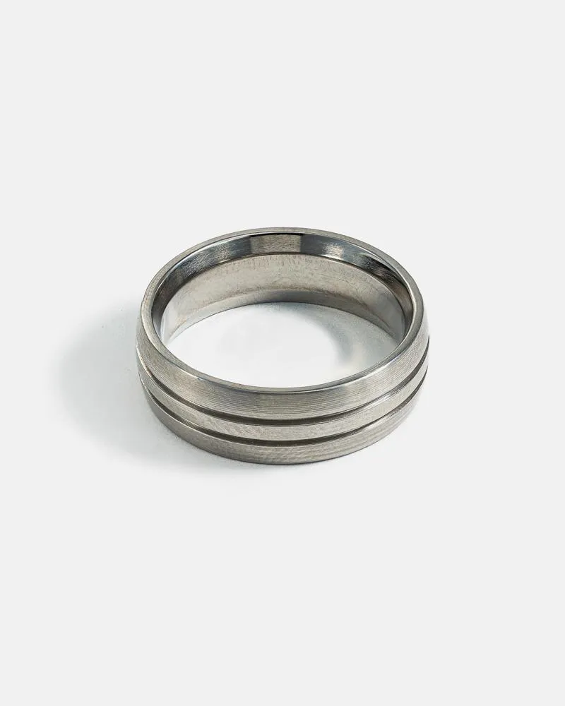 Charming Uomo Ring in Stainless