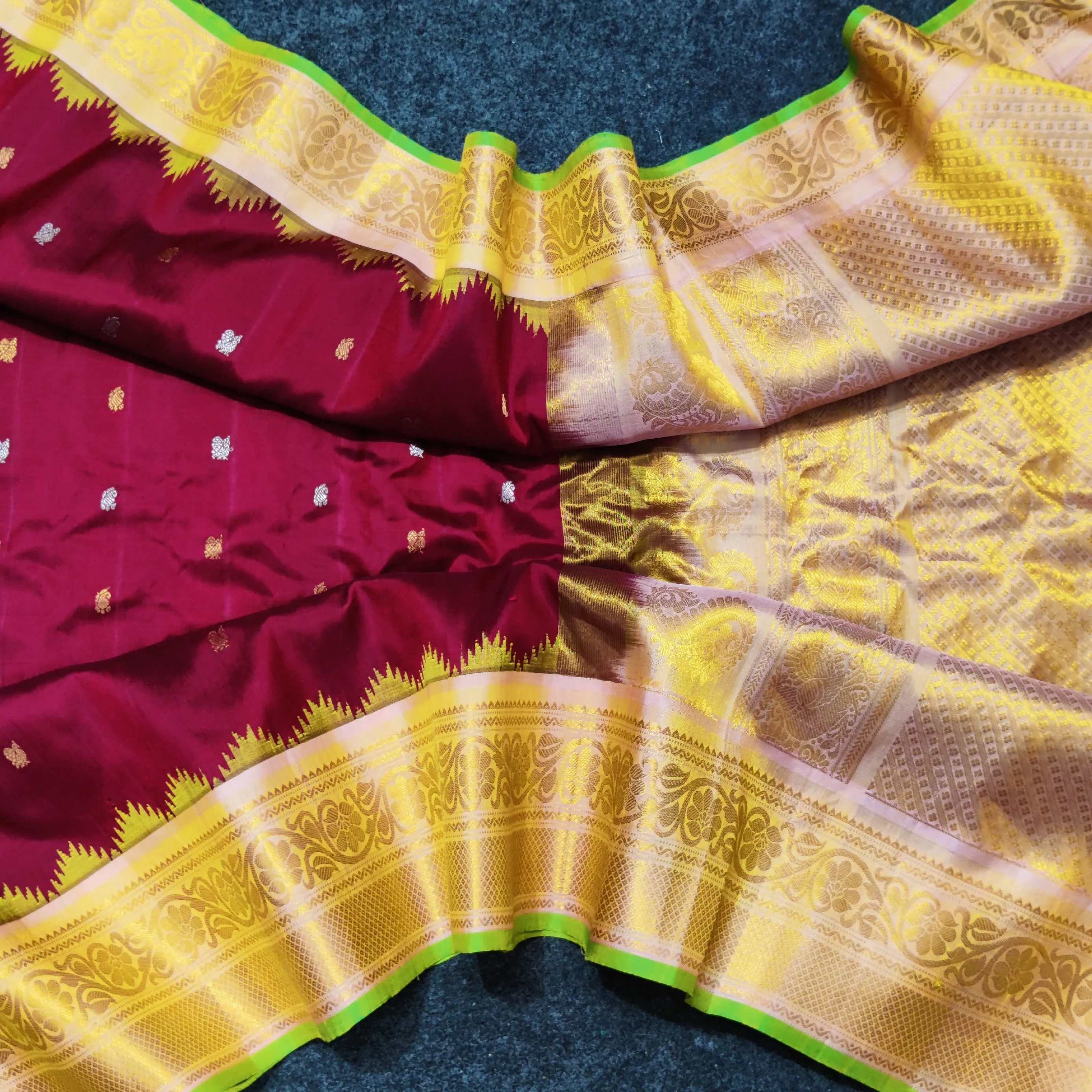 Gadwal pure handloom kuttu  silk saree - GPS42