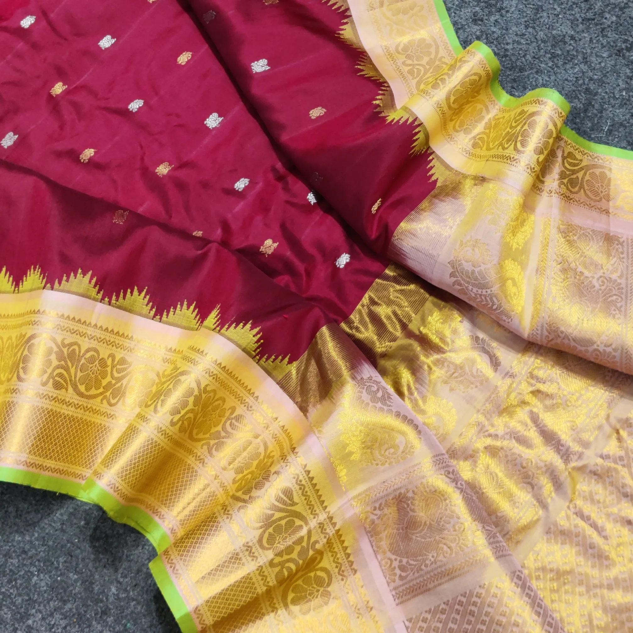 Gadwal pure handloom kuttu  silk saree - GPS42