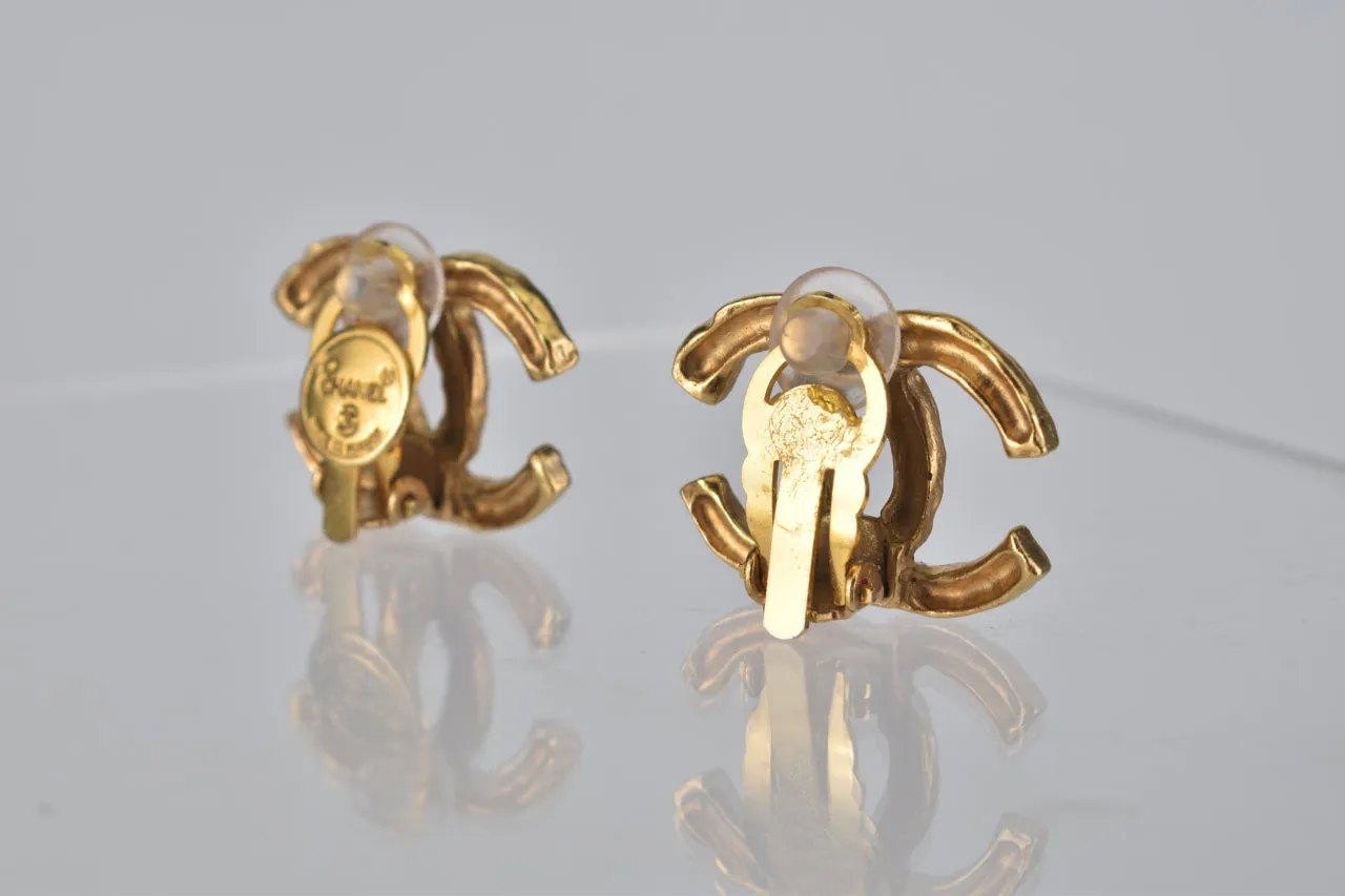 Gold Plated CC Logos Vintage Clip Earrings (Circa 70s)