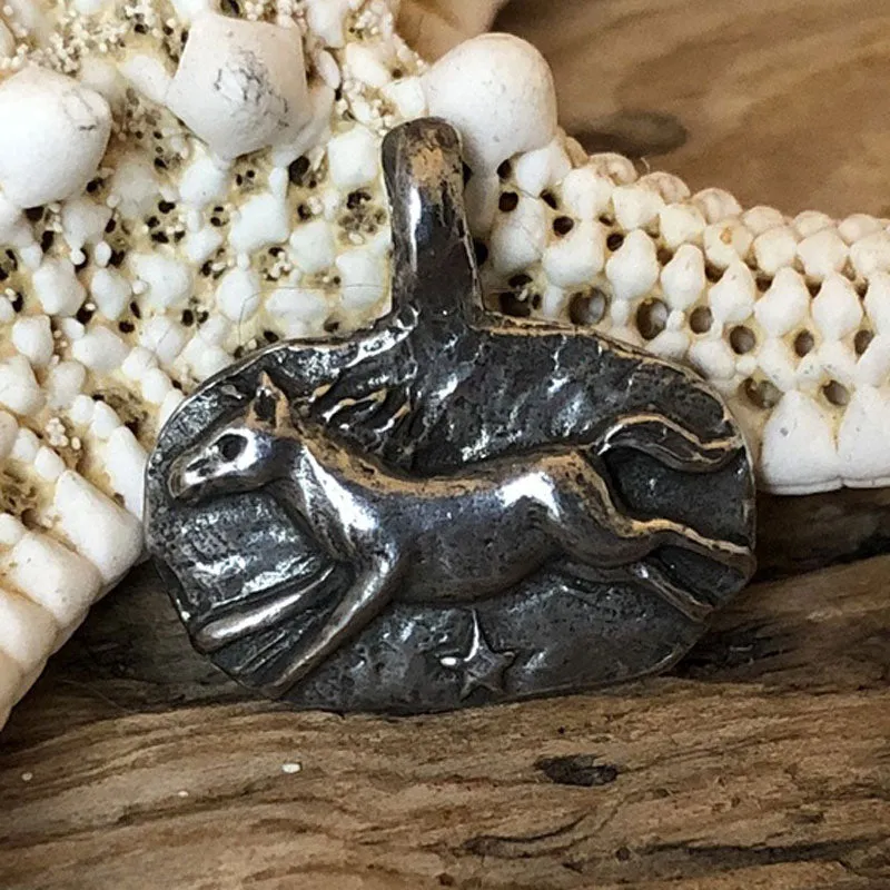 Green Girl Studios-21x14xmm Pewter Pendant-Brave Horse-Antique Pewter-Quantity 1