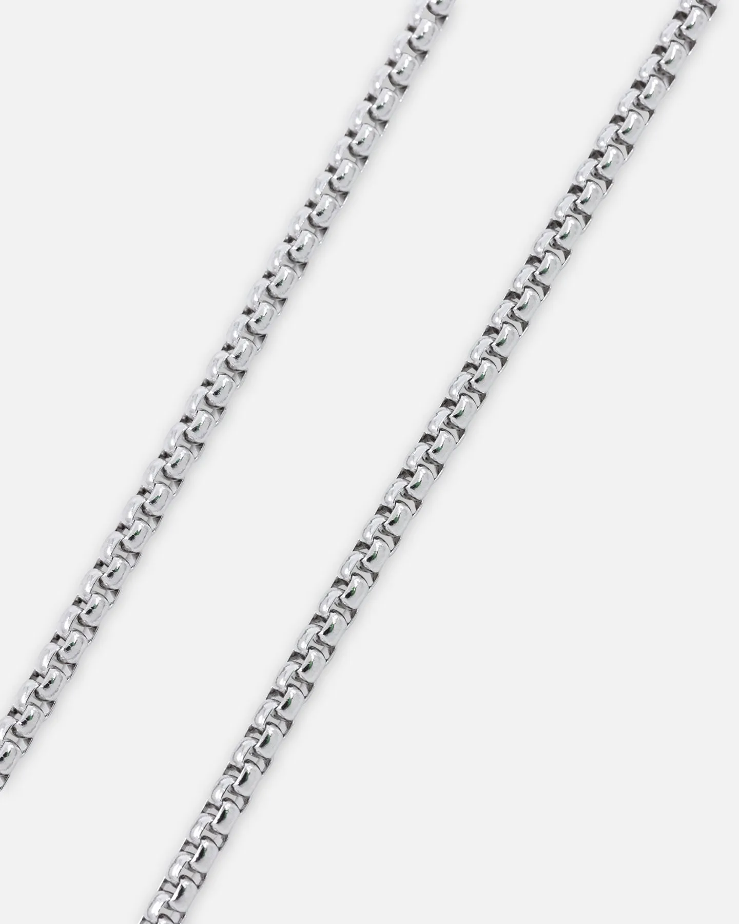 Saint Morta Square Pearl Chain White Gold